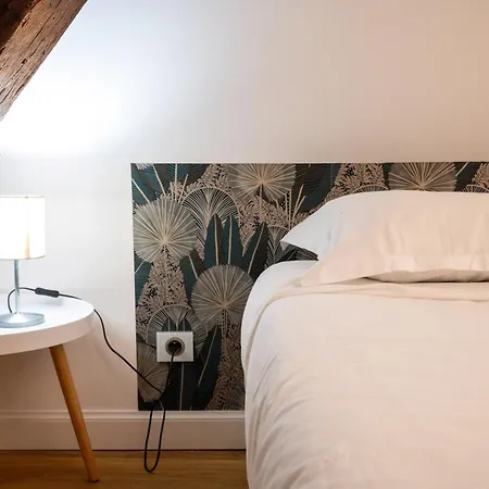 L'azur / 100m Gare Apartment