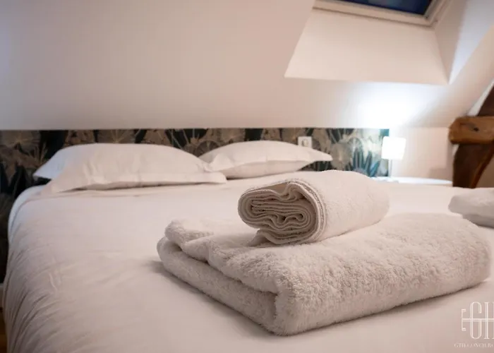 L'azur / 100m Gare * טור